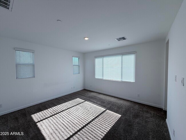 Building Photo - 12471 W Forest Pleasant Pl