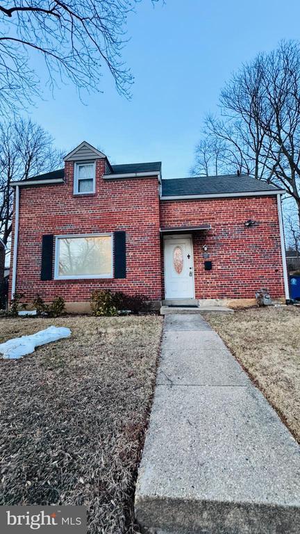 Building Photo - 1111 Dennis Ave