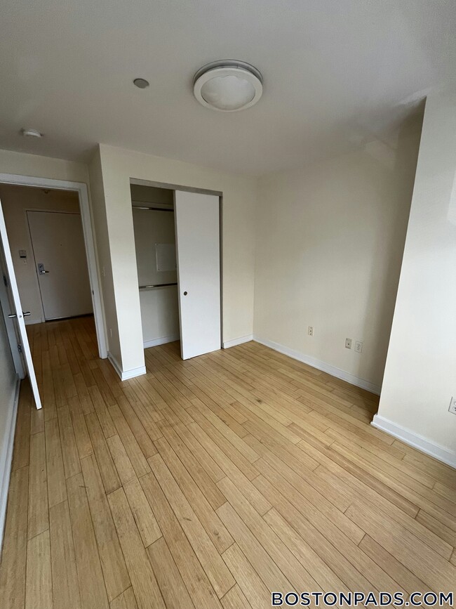 Building Photo - 40 Boylston St