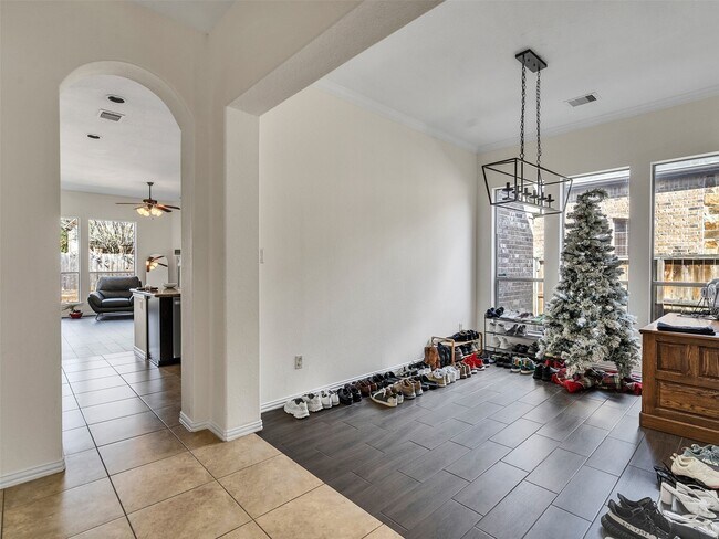 Building Photo - 24514 Bella Florence Dr