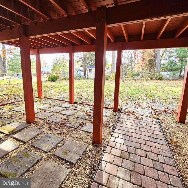 Building Photo - 7429 Carol Ln