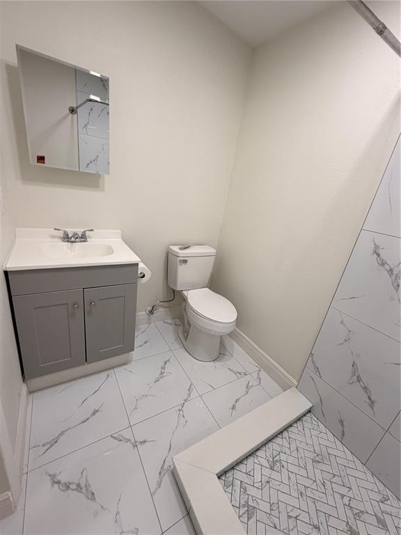 Building Photo - 1720 Park Dr