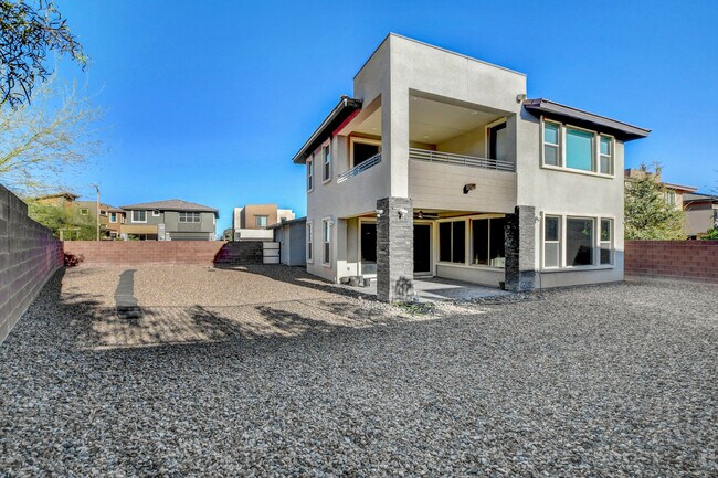 Building Photo - 6005 Andezano Dr