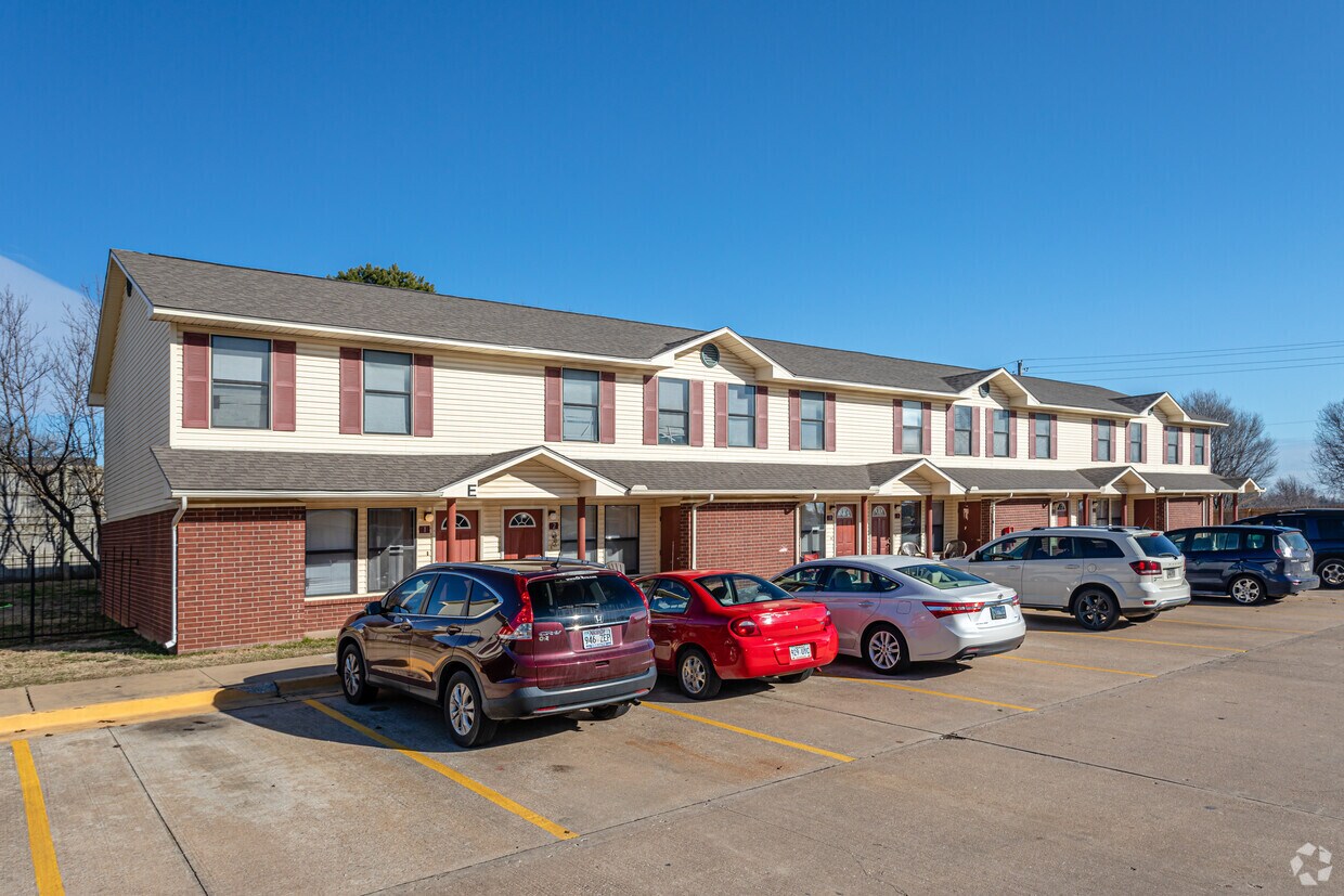 City hookup near bentonville art