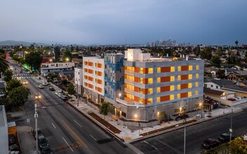 Building Photo - 4238 S. Western Ave