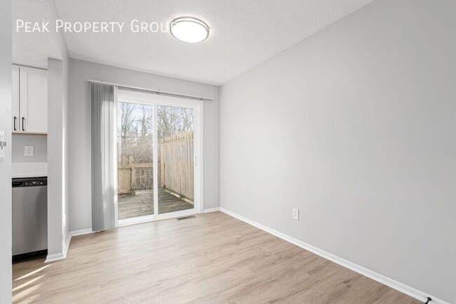 Building Photo - Available Now! Newly Renovated Townhomes L...