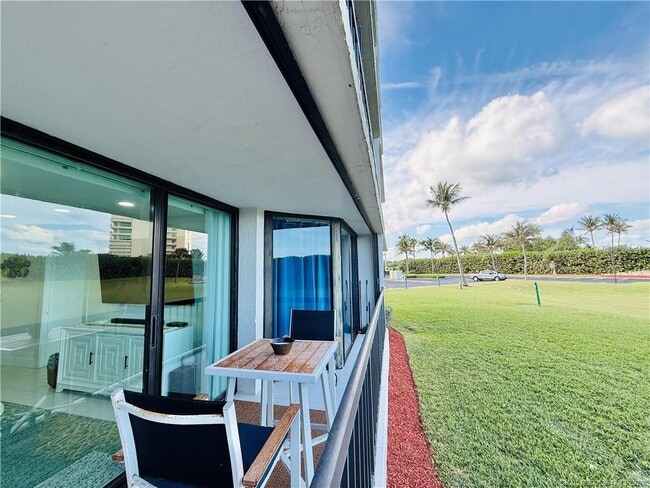 Building Photo - 8800 S Ocean Dr