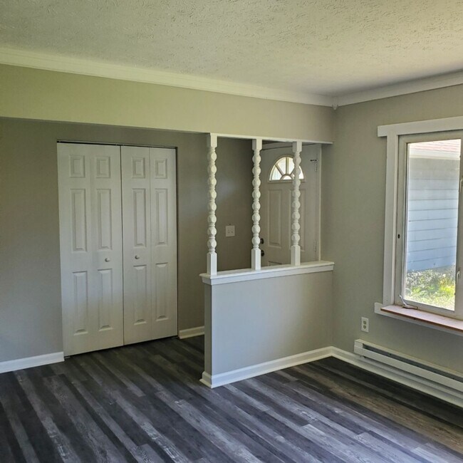 Building Photo - 3BDRM HOUSE FOR RENT