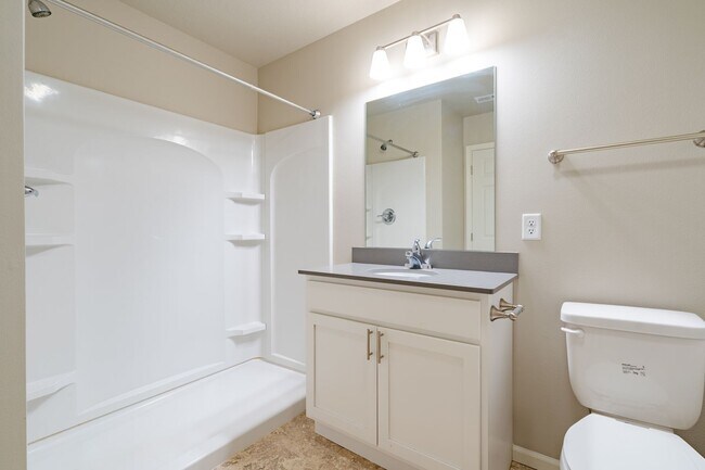 Building Photo - Modern Elegance Beckons at Summerland Park: Discover New 2 Bed, 2 Bath Luxury Living in Waterloo,...