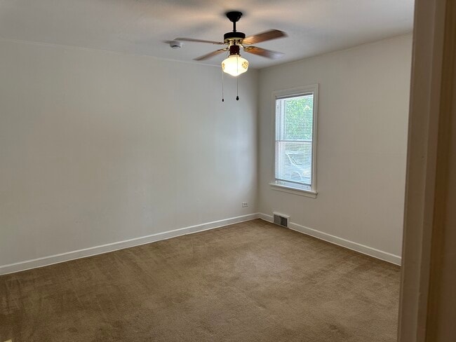 Building Photo - 8415 Archer Ave