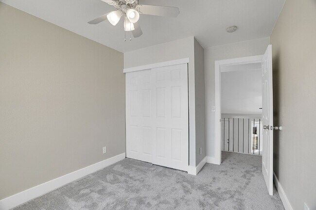 Building Photo - $2,465.00, 2 bed, 1.5 bath, located in Denver