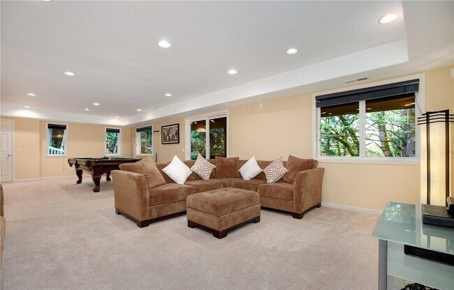 Building Photo - 11404 NE 106th Ln