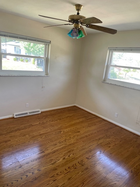 Building Photo - 9040 Crest Oak Ln