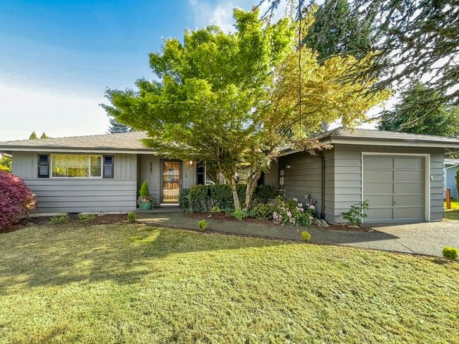 Building Photo - 4245 S 183rd St