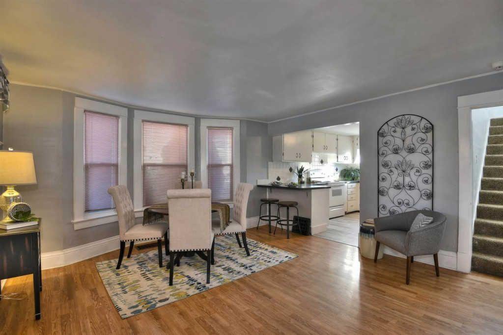 Dining - 1709 W Spofford Ave