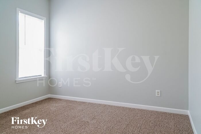 Building Photo - 210 James Allen Pl