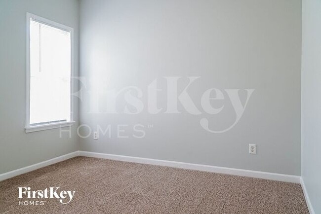 Building Photo - 210 James Allen Pl