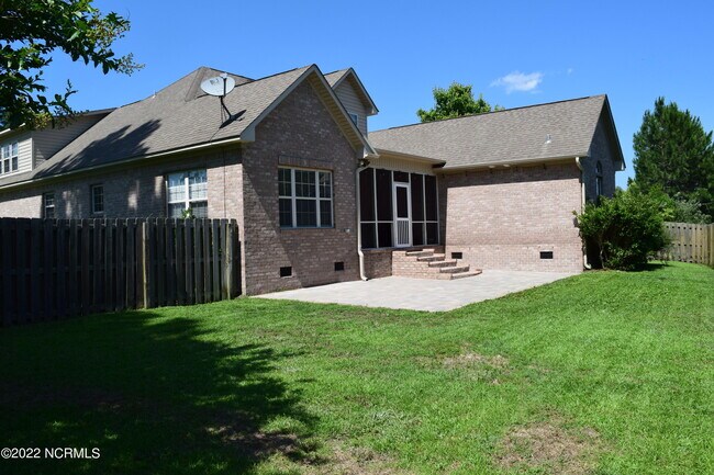 Building Photo - 7004 Hallstead Ct