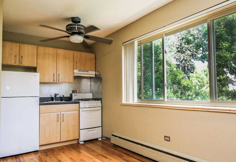 1777 Kitchen - Aperture Apartments