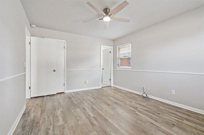 Building Photo - 4309 NW 56th Terrace
