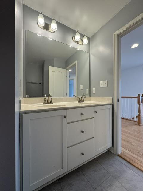 Building Photo - Modern End-Unit Townhome – Solar Powered, Garage, Pet Friendly, and HOA Amenities Included