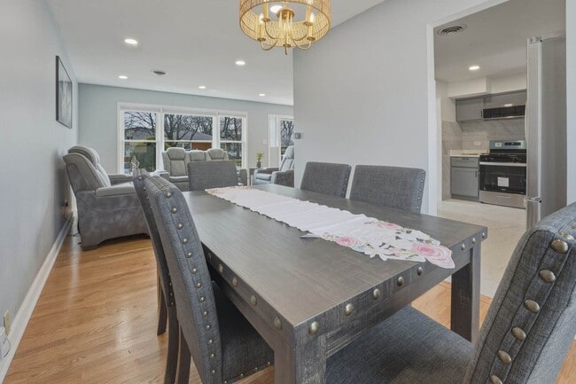 Building Photo - 8901 Moody Ave