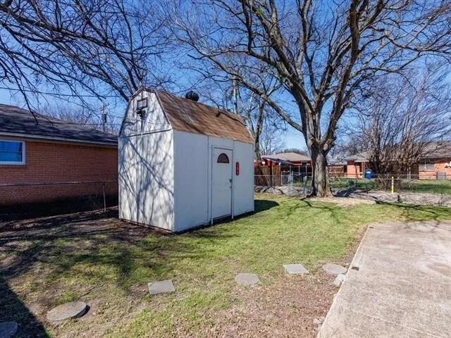Building Photo - 103 Aspen St