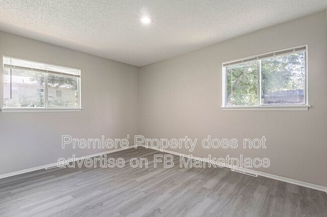 Building Photo - 8441 Kessler St