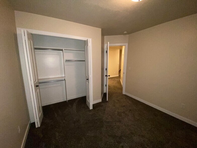 Building Photo - 2080 Evans Cove Loop