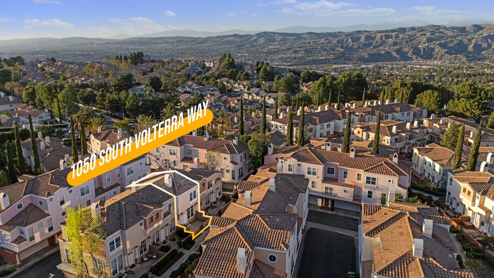 Building Photo - 1050 S Volterra Way