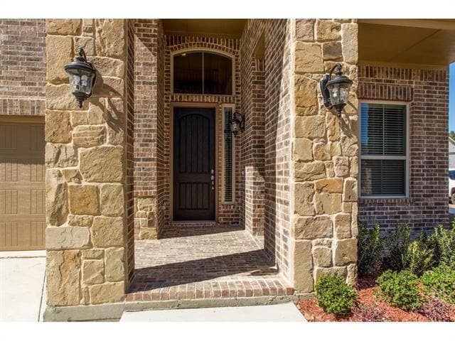 Building Photo - 3800 Gennaker Dr