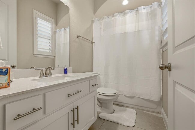 Building Photo - 654 Linden Lp