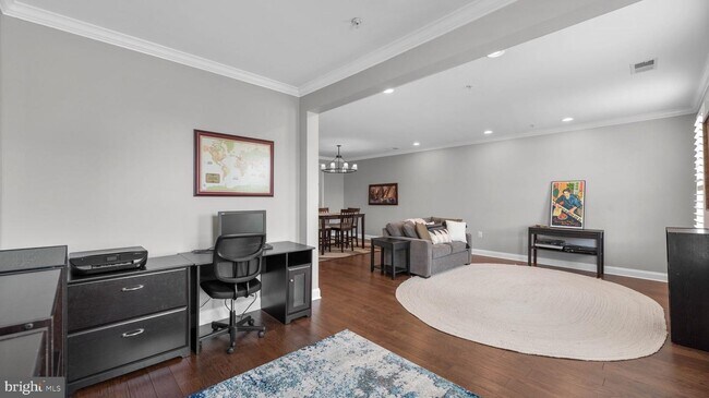Building Photo - 7674 Maple Lawn Blvd