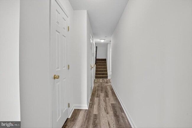 Primary Photo - 266 Brock Bridge Rd