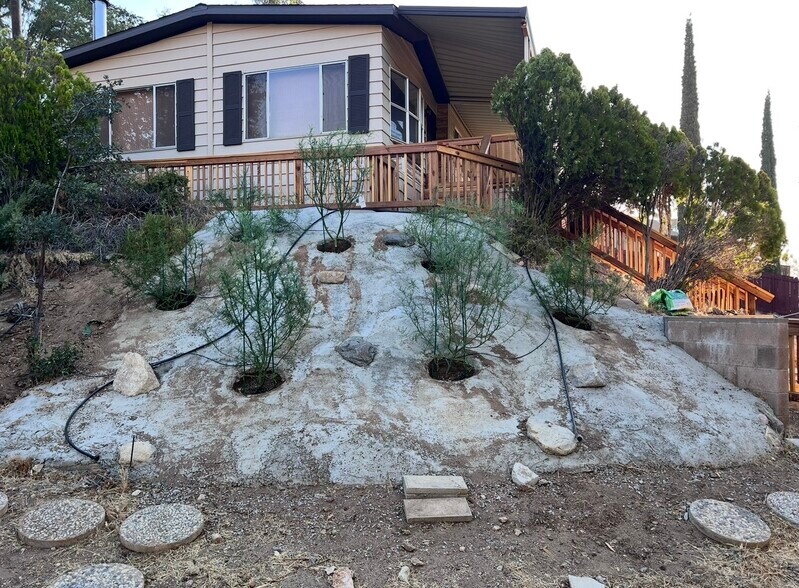 Building Photo - 25 Chaparral Ct