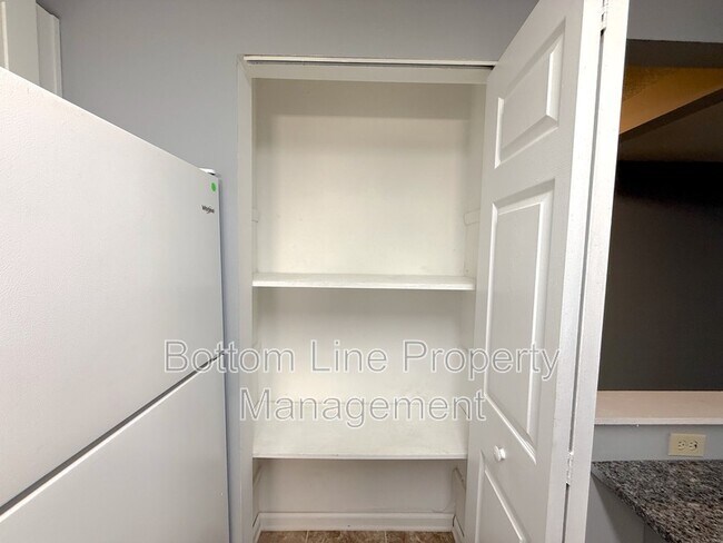 Building Photo - 3148 Central Ave