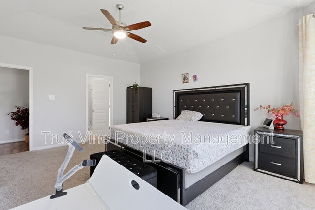 Building Photo - 12108 Icon Rdg