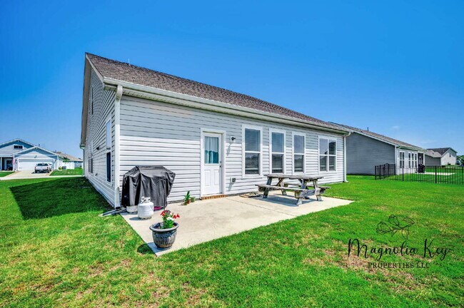 Building Photo - Beautiful Home for Rent 5 bed 3.5 bath