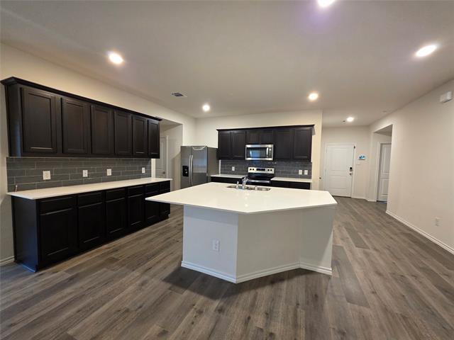 Building Photo - 207 Weatherboard Dr