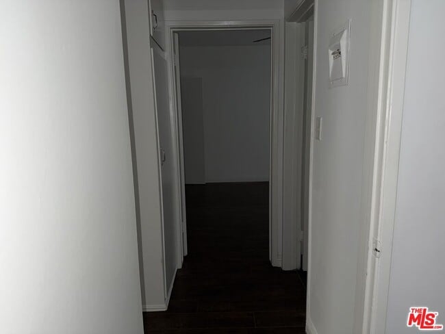 Building Photo - 1475 S Wooster St