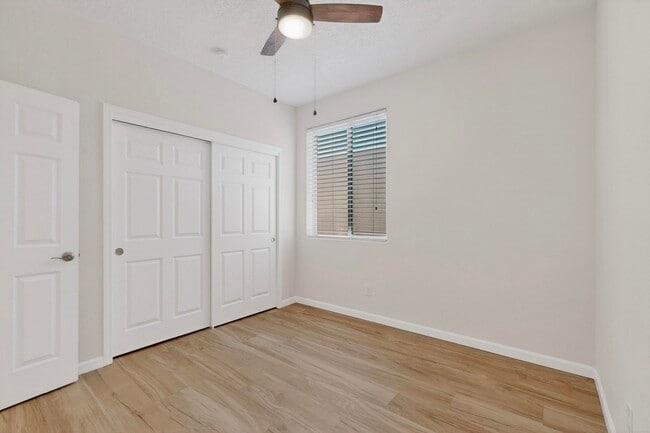 Building Photo - 4 Avenida Vista Esquisita