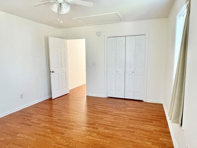 Building Photo - 5164 Main St