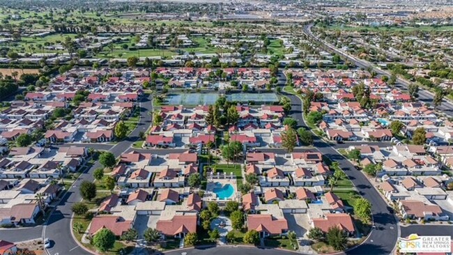 Building Photo - Welcome to Your Desert Oasis in the Canyon...