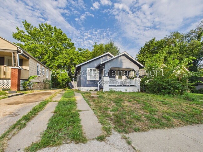 Building Photo - 5715 Wabash Ave
