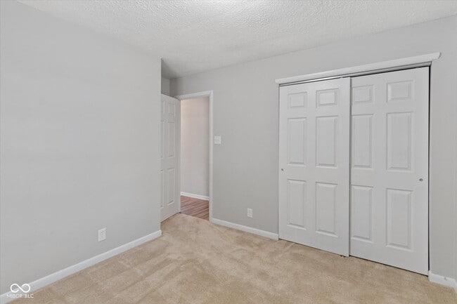 Building Photo - 519 Colbarn Ct