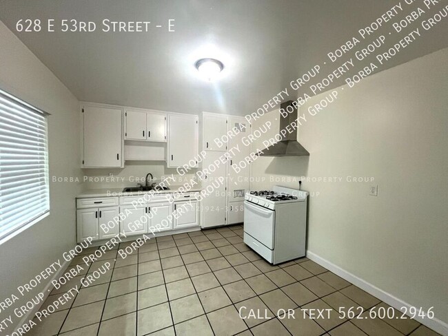 Building Photo - **$750 OFF 1ST MONTH** CHARMING 2-BEDROOM ...