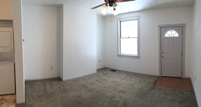Building Photo - 304 North Ave