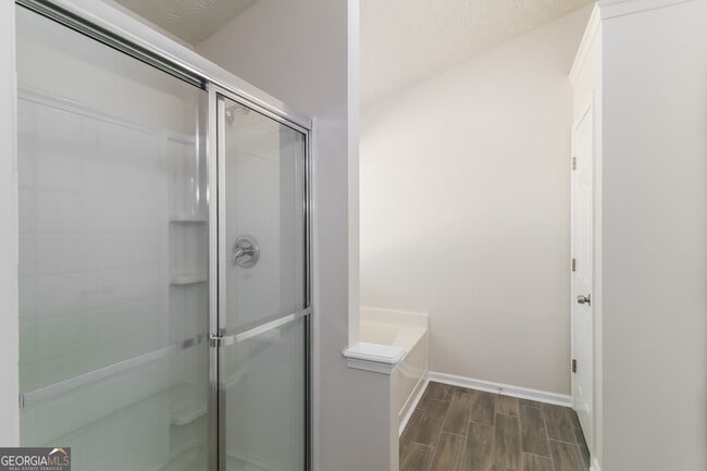 Building Photo - 50 Cold Springs Ct