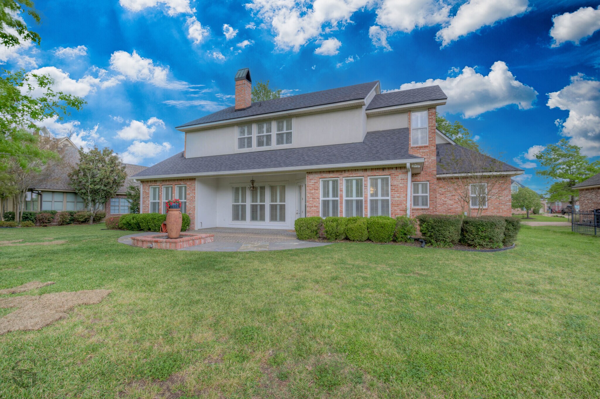 Building Photo - 316 Autumn Ridge Dr