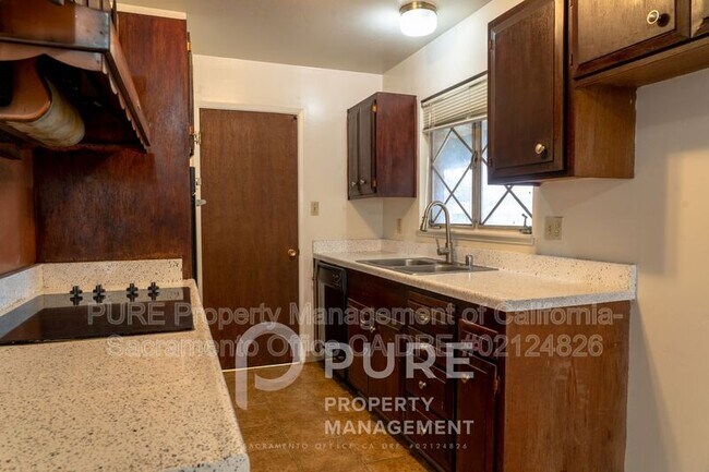 Building Photo - 9152 Cecile Way